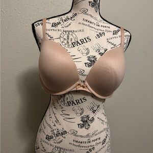 Body by Victoria’s Secret bra